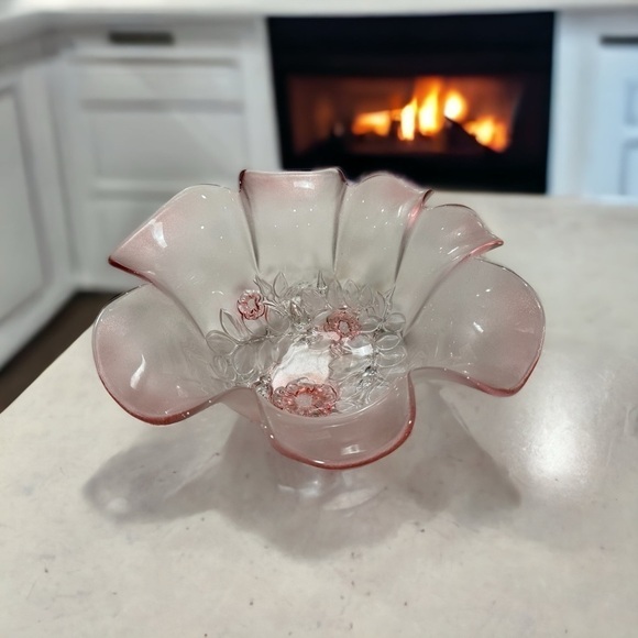 VINTAGE 1980’s~MIKASA~ROSELLA CRYSTAL~EMBOSSED FLOWERS & LEAVES (on bottom)~G13 - Picture 1 of 7